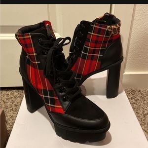 Jessica Simpson heeled boots